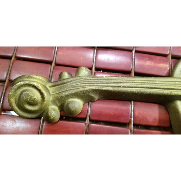 Vintage Royal Cast Aluminum  Mandolin & Violin Instruments Wall Decor - Picture 5 of 6